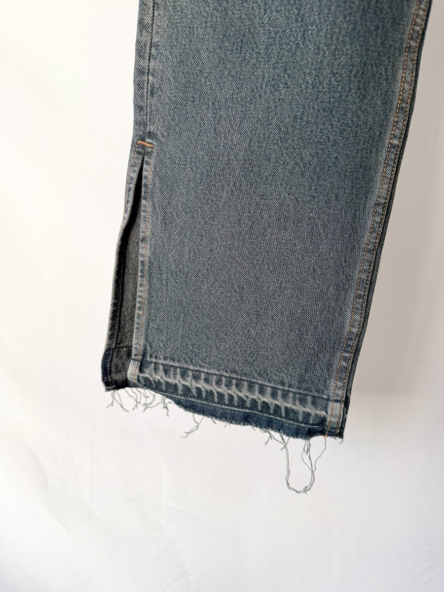 EB Denim Washed Distressed Split Hem Jeans - Imagen 4