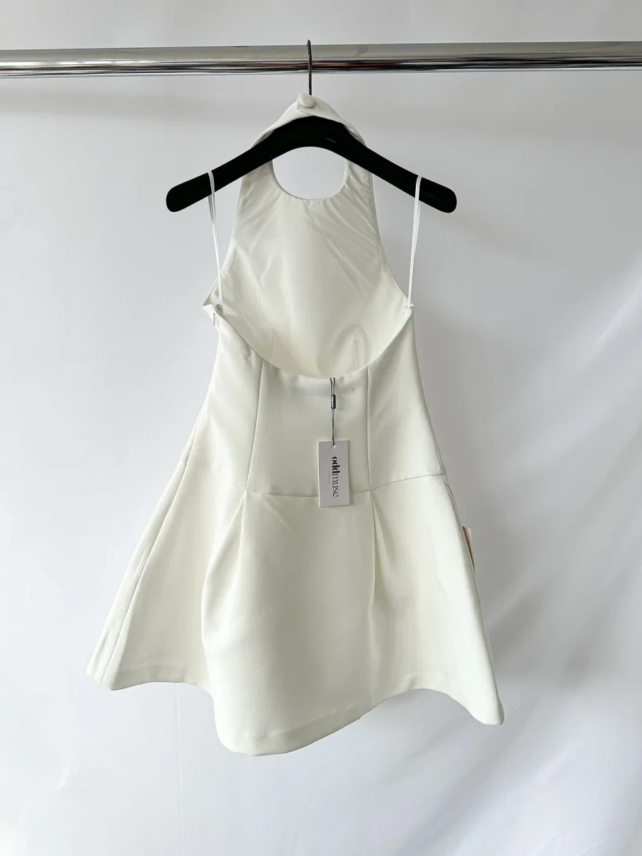 Odd Muse White Drop Hem Halterneck Mini Dress - Imagen 4
