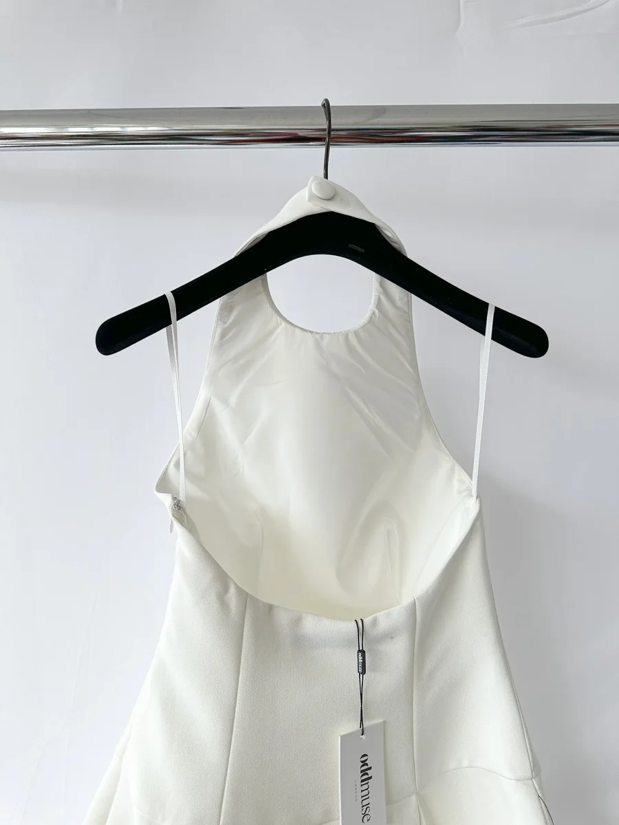 Odd Muse White Drop Hem Halterneck Mini Dress - Imagen 9