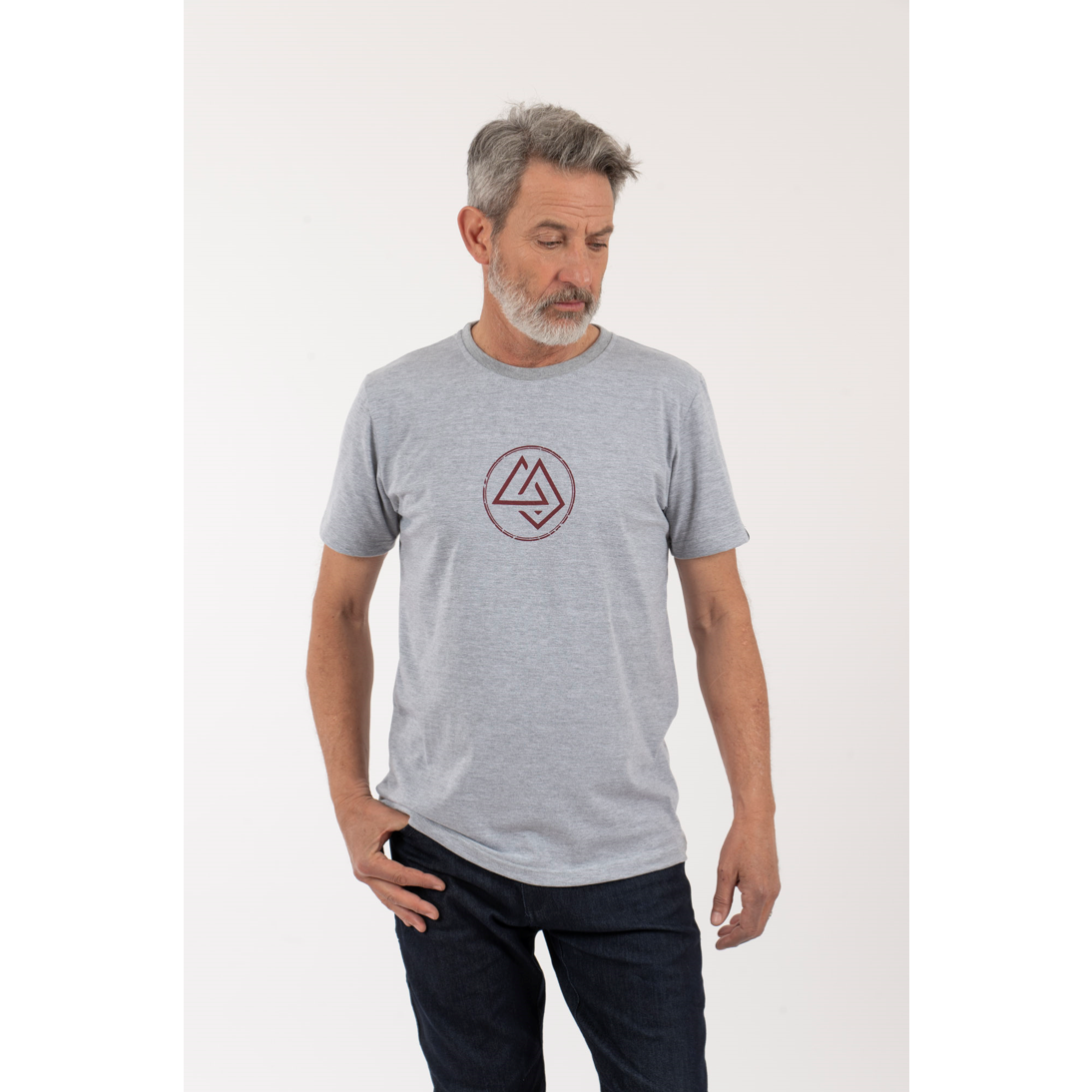 Polera Hombre Logo Circular Gris - Imagen 3
