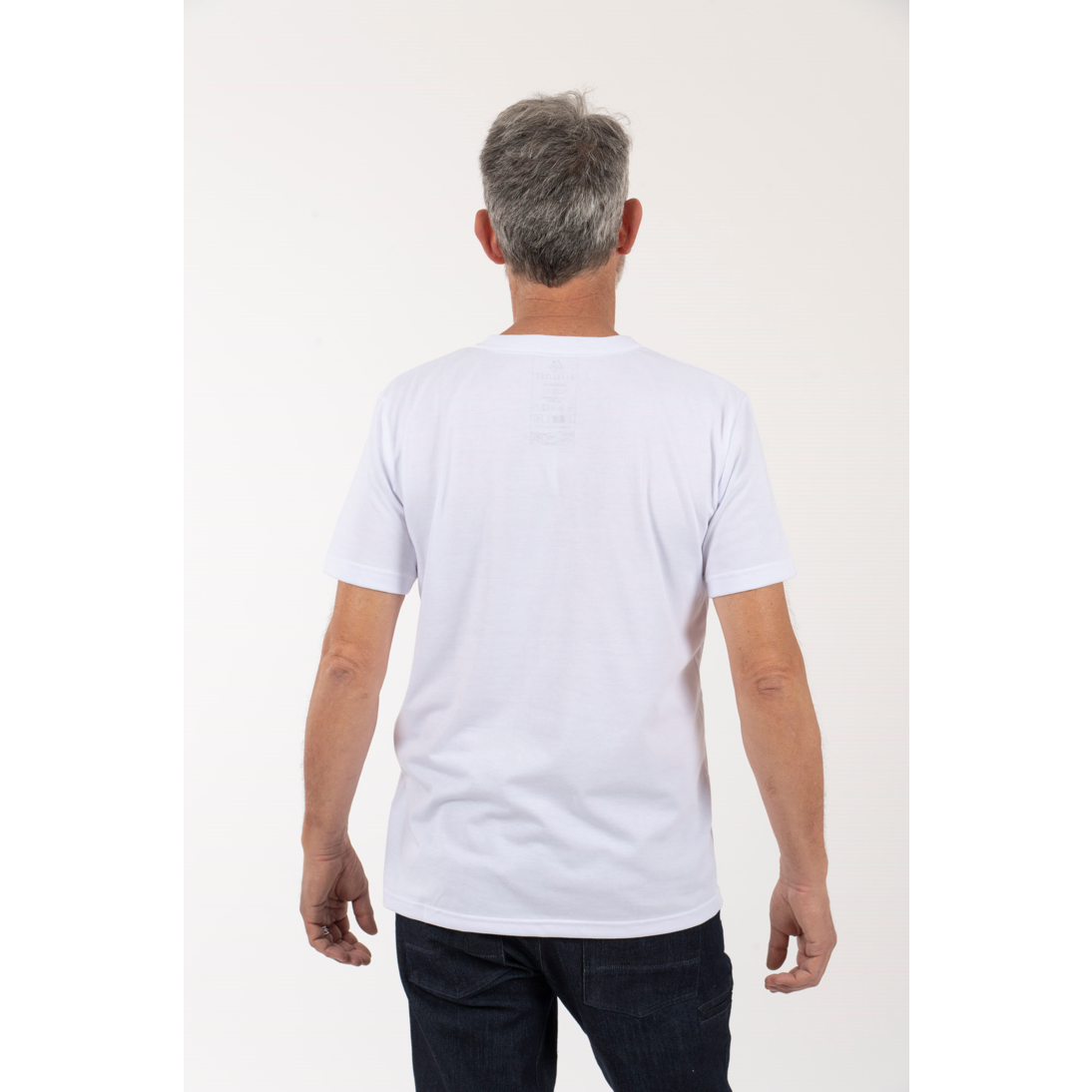 Polera Hombre Logo Circular Blanca - Imagen 5