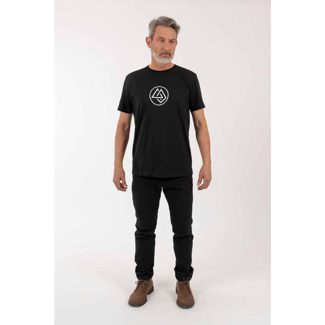 Polera Hombre Logo Circular Negra - Imagen 3