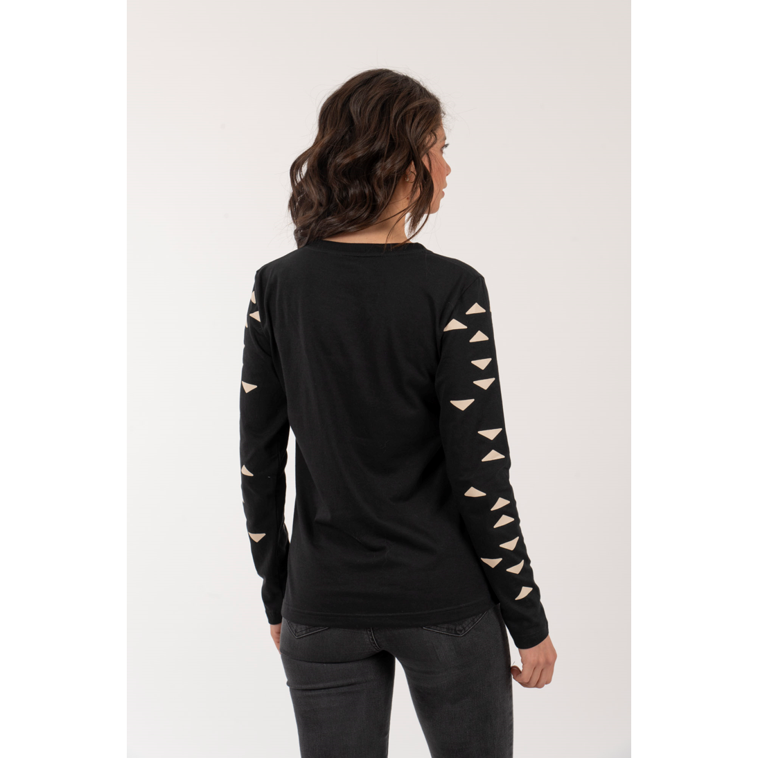 Polera Triangulos Mujer – Negro - Imagen 6