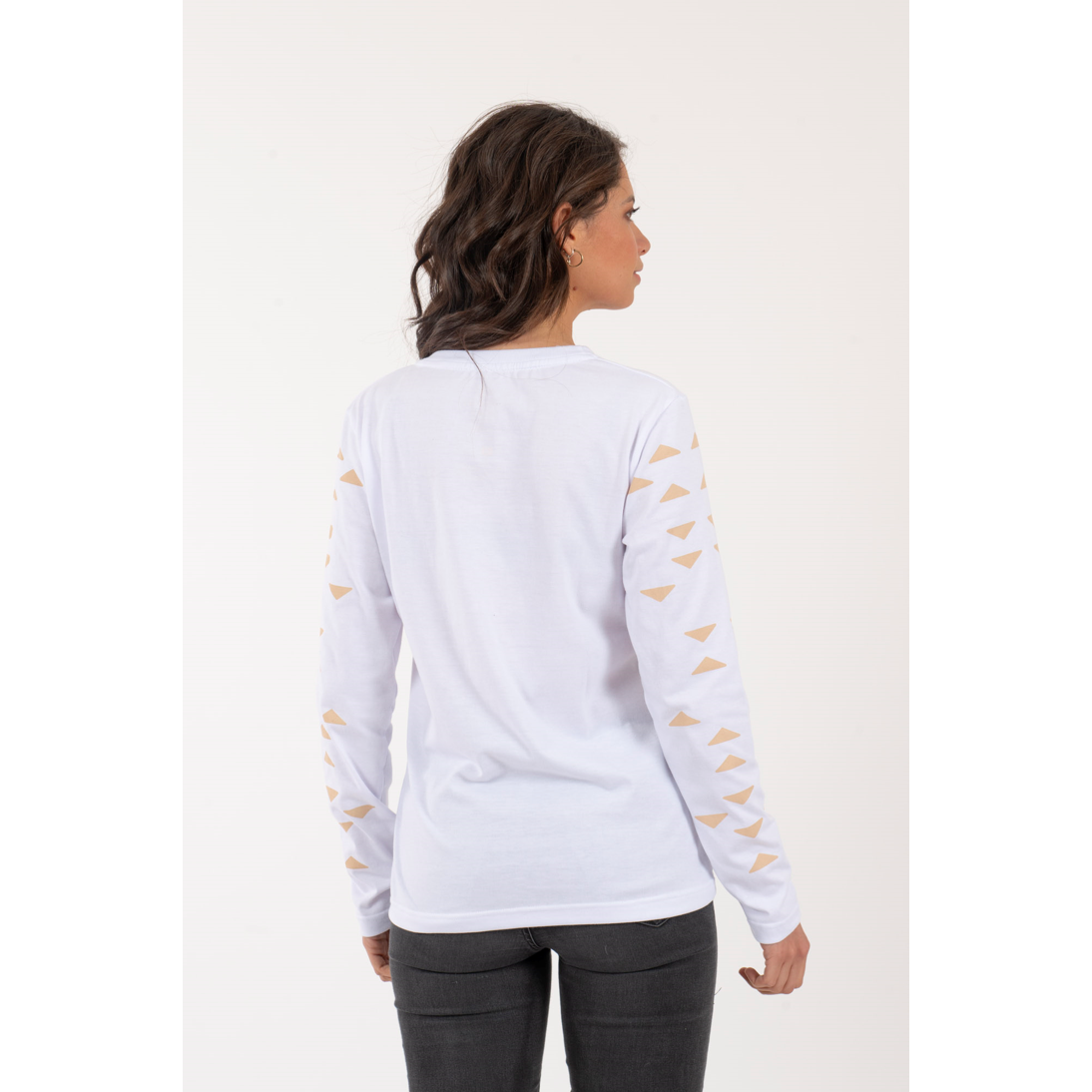 Polera Triángulos Mujer – Blanco - Imagen 6