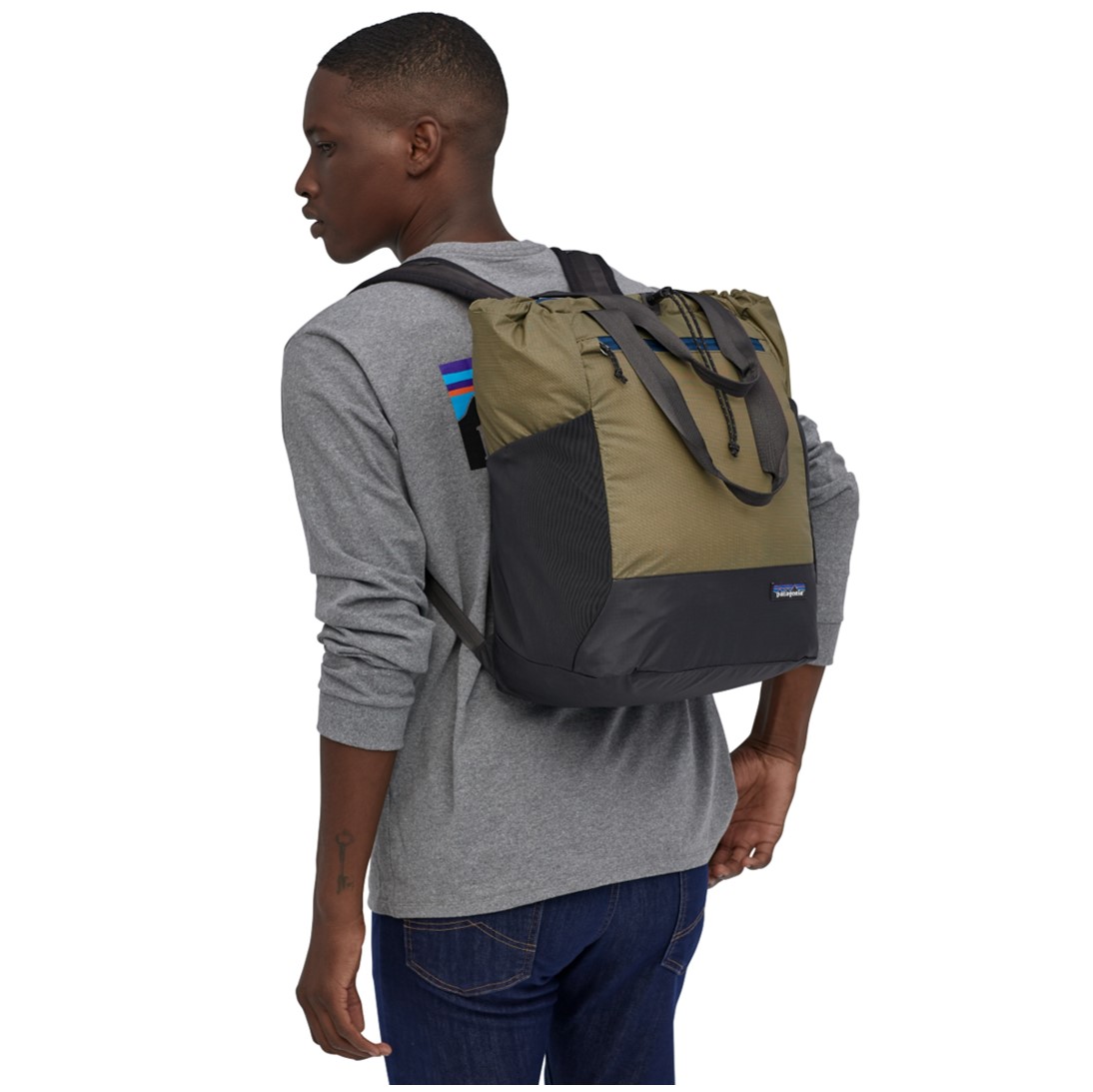 Bolsa Compactable Ultralight Black Hole 27L Beige - Imagen 6