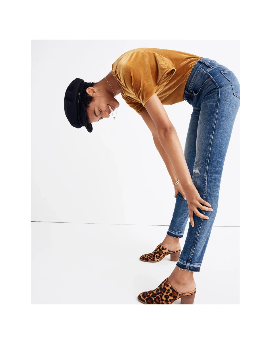 Madewell 9" Mid-Rise Rip and Repair Denim Skinny Jeans - Imagen 6