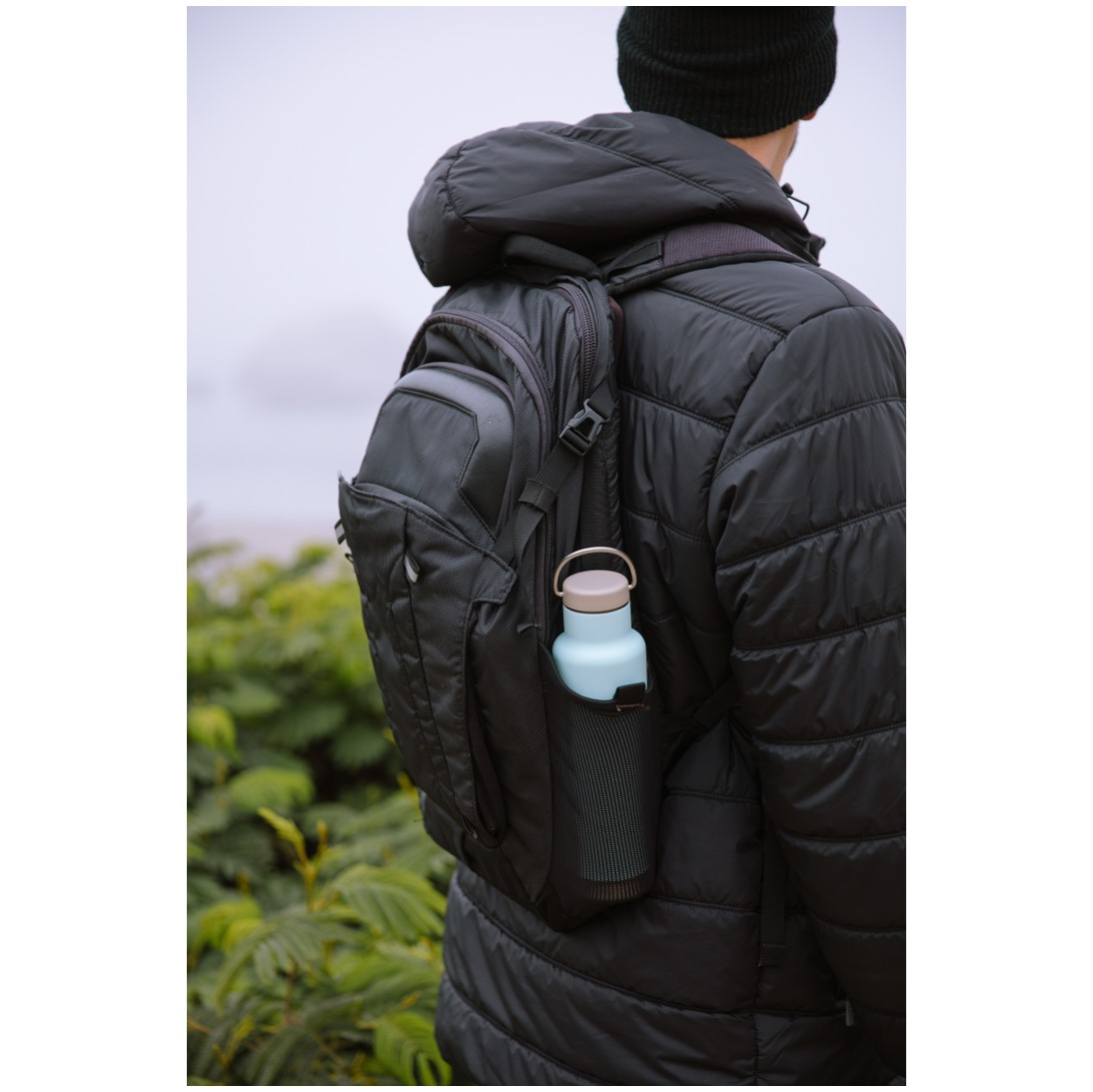 Botella Classic Insulated 592 ML con Tapa Loop - Imagen 7