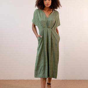 Vestido verde escote pico