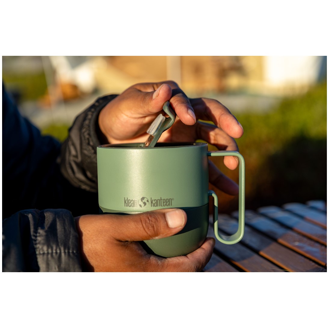 Vaso Térmico Rise Mug 414 ML con Tapa Flip - Imagen 8