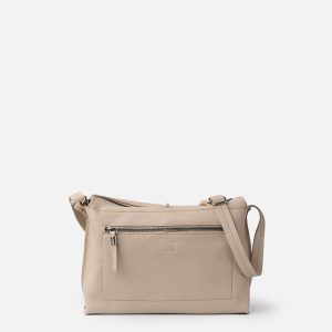 Bolso bandolera de piel en tono crudo