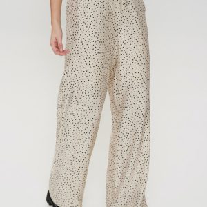 Pantalón ancho fluido motas negras