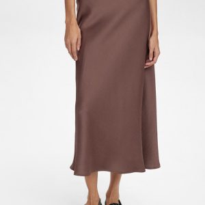 Falda midi satinada marrón