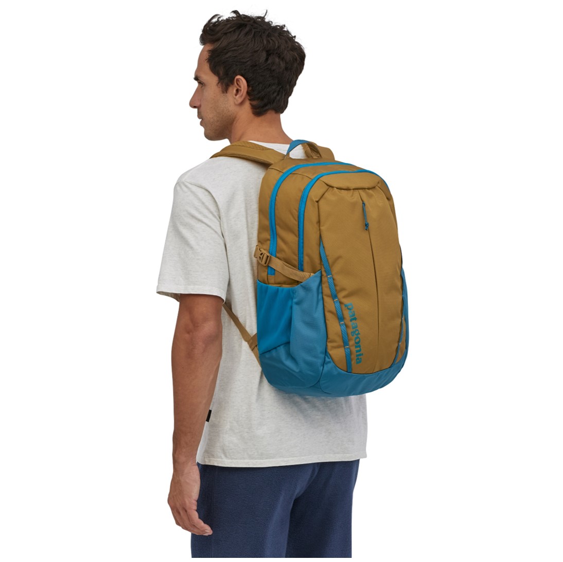 Mochila Refugio 28L Café - Imagen 3