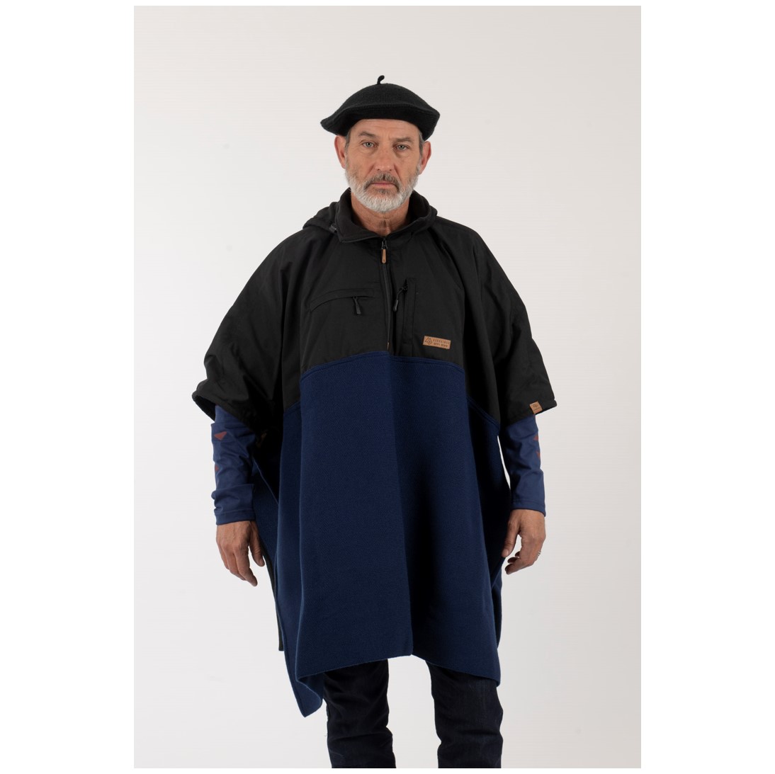 Poncho Taita Unisex Negro/Azul - Imagen 8