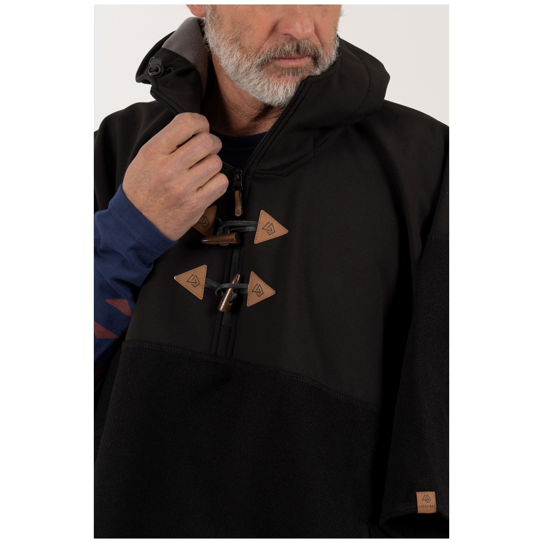 Poncho Taiyin Unisex Negro - Imagen 4