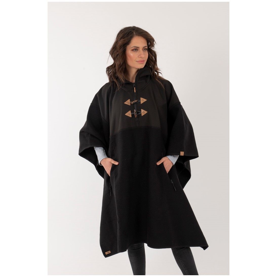 Poncho Taiyin Unisex Negro - Imagen 7