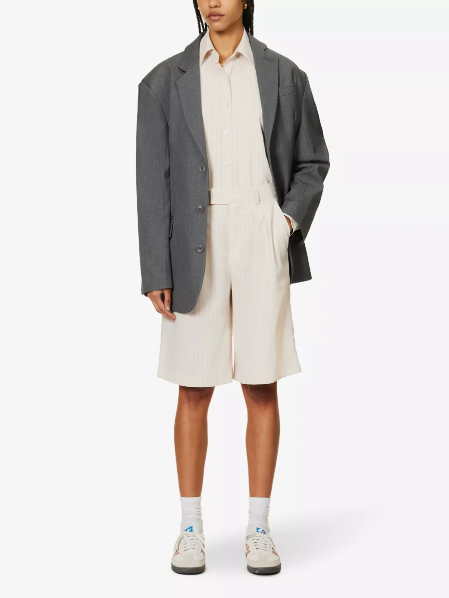 THE FRANKIE SHOP Vivian Pinstriped Woven Beige Suit Shorts - Imagen 3