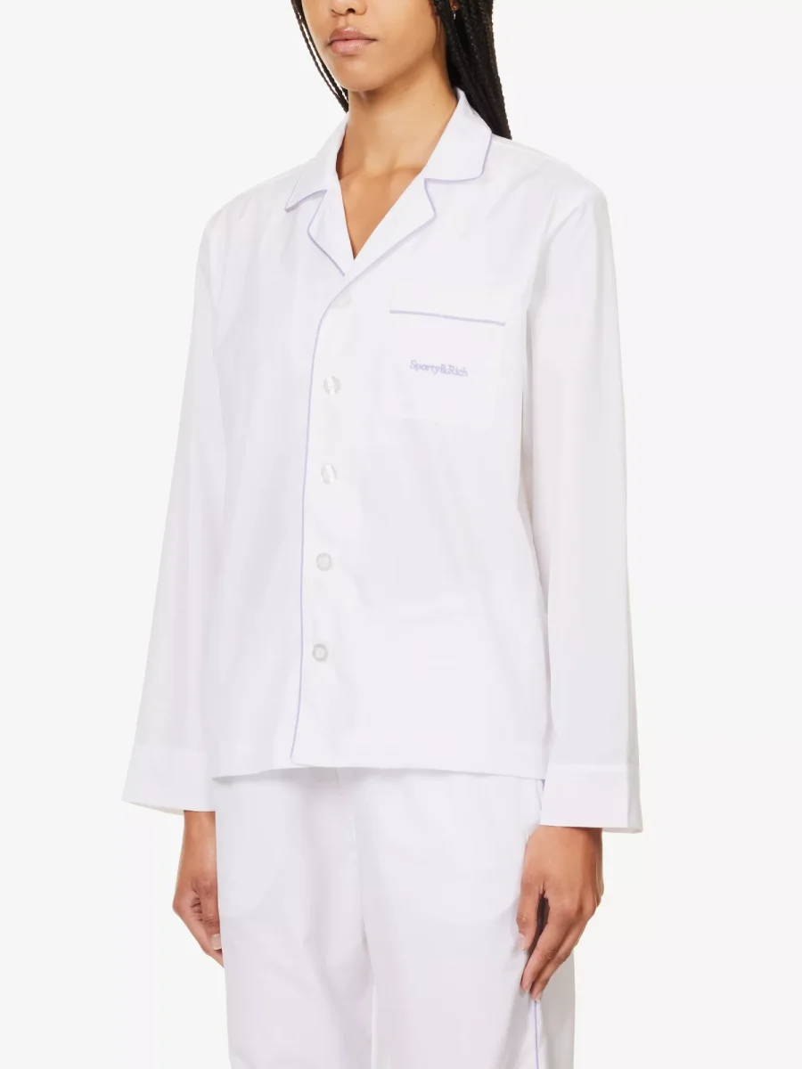 SPORTY & RICH Serif Embroidered Logo Contrast Piping Cotton Poplin Pyjama Top - Imagen 4