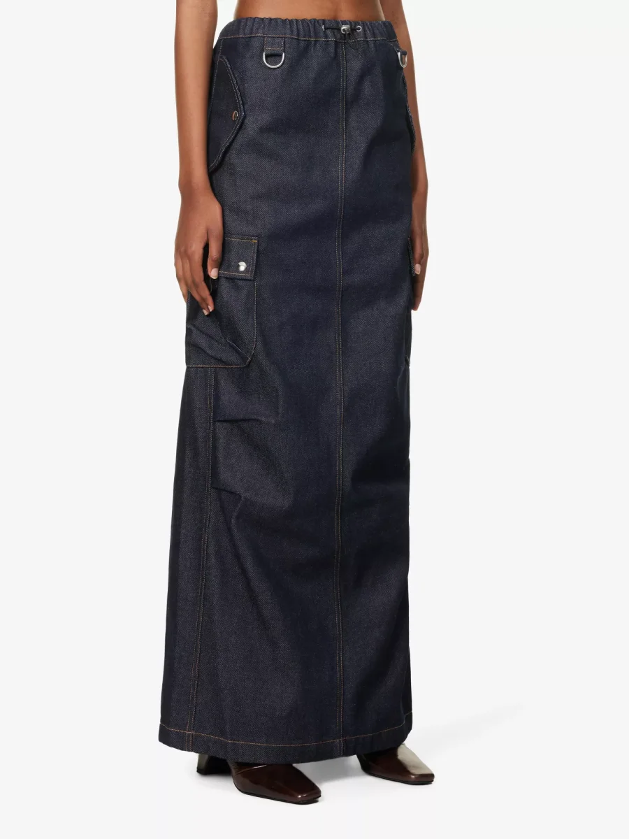 COPERNI Cargo Denim Dark Wash Logo Patch Pocket Detail Maxi Skirt - Imagen 4
