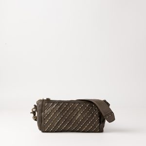 Bolso bandolera de piel con tachuelas kaki
