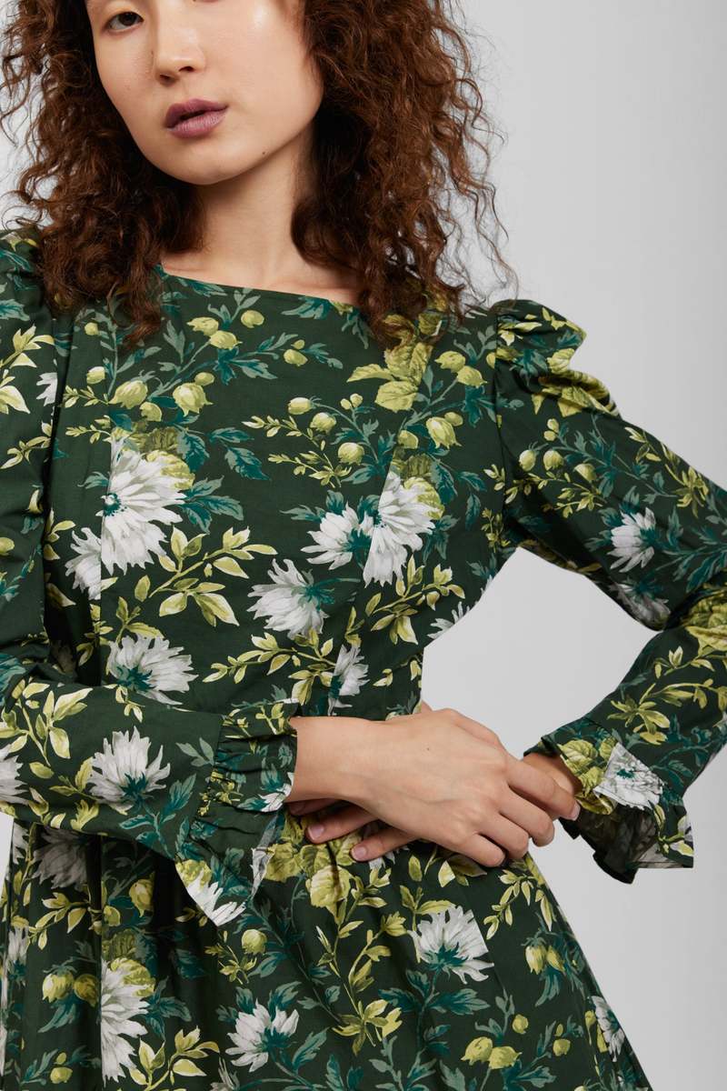 Batsheva x Laura Ashley Floral Square Neck Prairie Mini Dress - Imagen 5