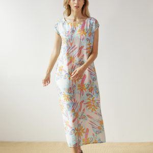 Vestido largo azul con estampado