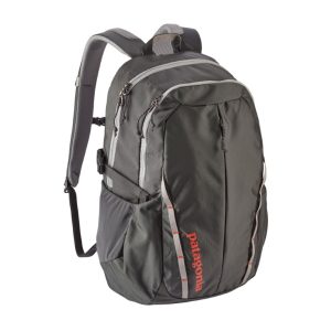 Mochila Refugio Pack 28L Gris