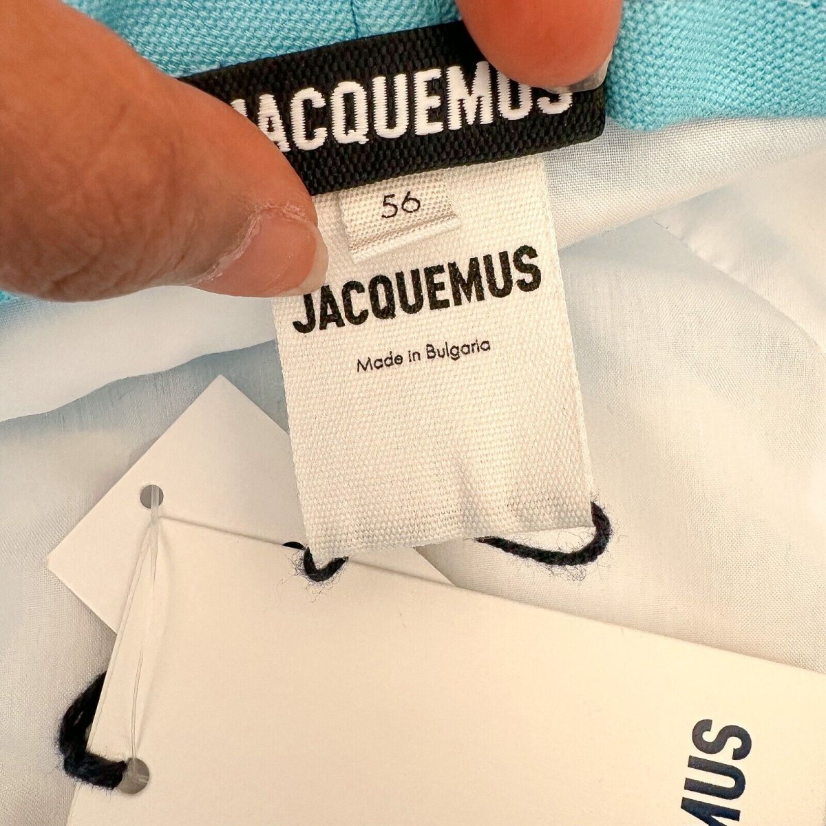 JACQUEMUS Logo Embossed Blue White Stripe Bucket Hat Le Bob Rayures - Imagen 4