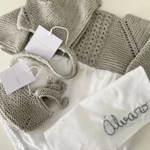Conjunto pelele lino y punto, capota y patucos