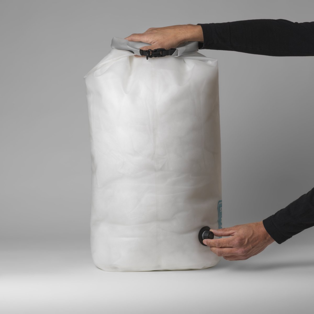 Bolsa Seca Carry Dry TPU-V 12L - Imagen 4