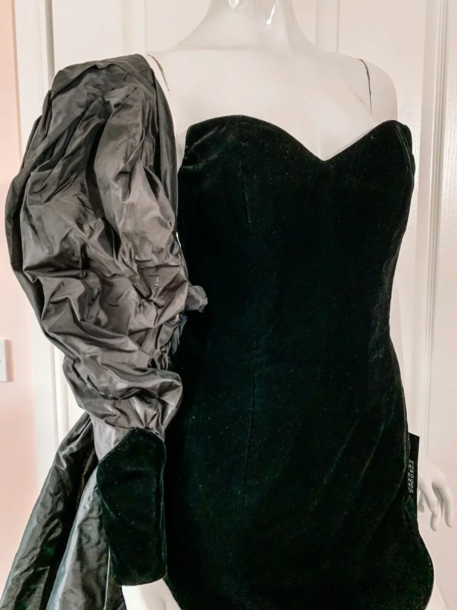 Alexandre Vauthier Black Velvet Dramatic Drape Detail Dress - Imagen 2