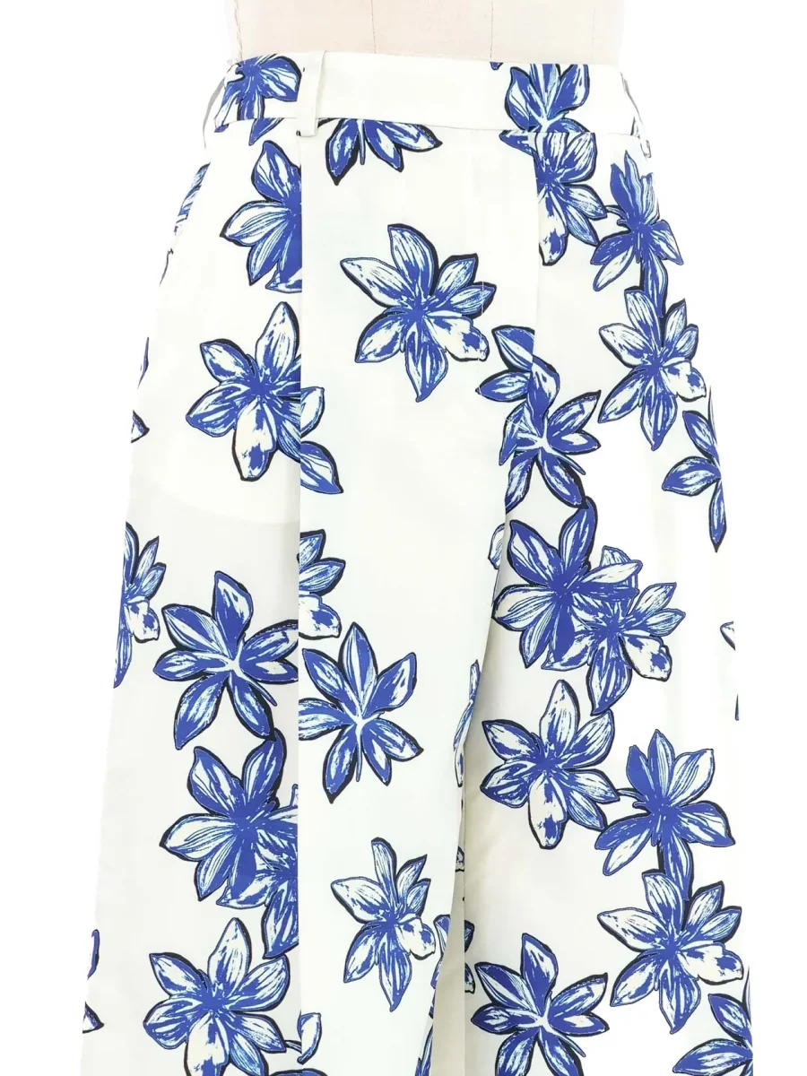 Nina Ricci Blue Floral Print Long Culottes Shorts - Imagen 2