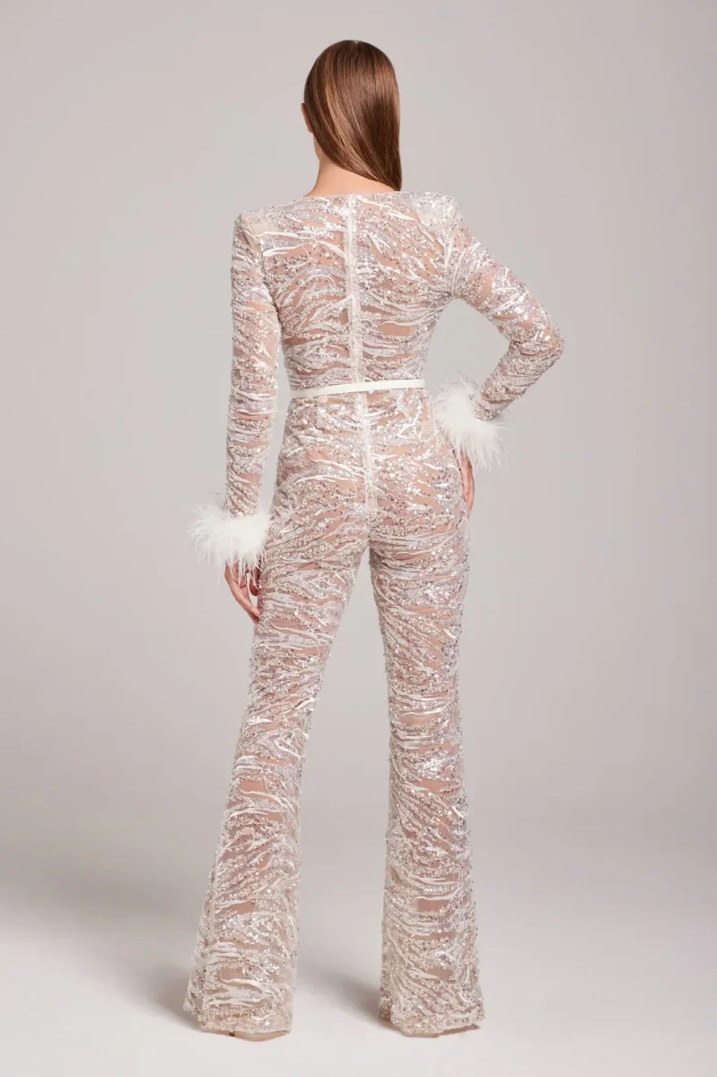 Nadine Merabi Bridal White Tia Embellished Mesh Feather Cuff Trim Jumpsuit - Imagen 8