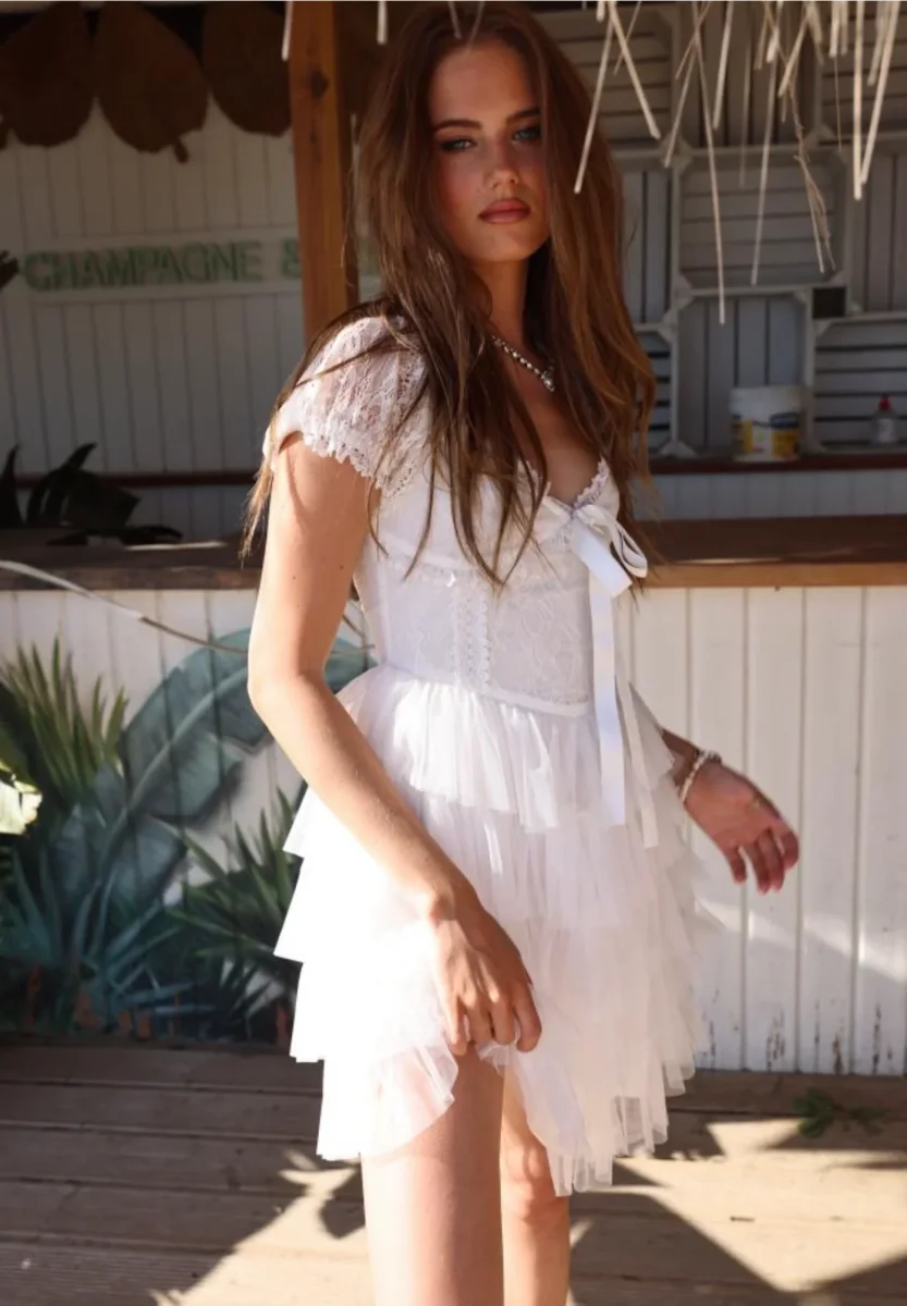 Amy Jane London White Sofia Lace Coquette Corset Style Ballerina Tulle Hem Mini Dress - Imagen 8