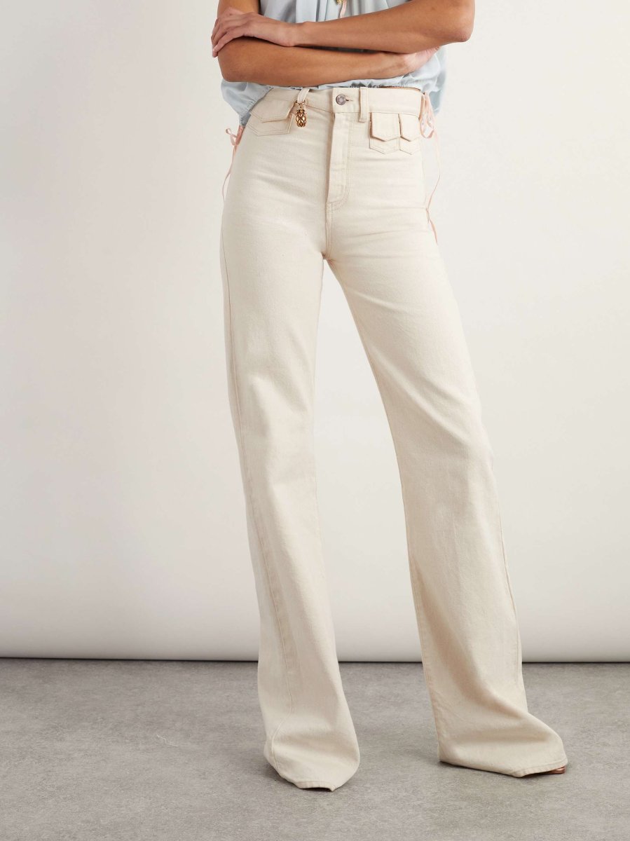 Chloe Runway White High Rise Flared Denim Jeans - Imagen 3