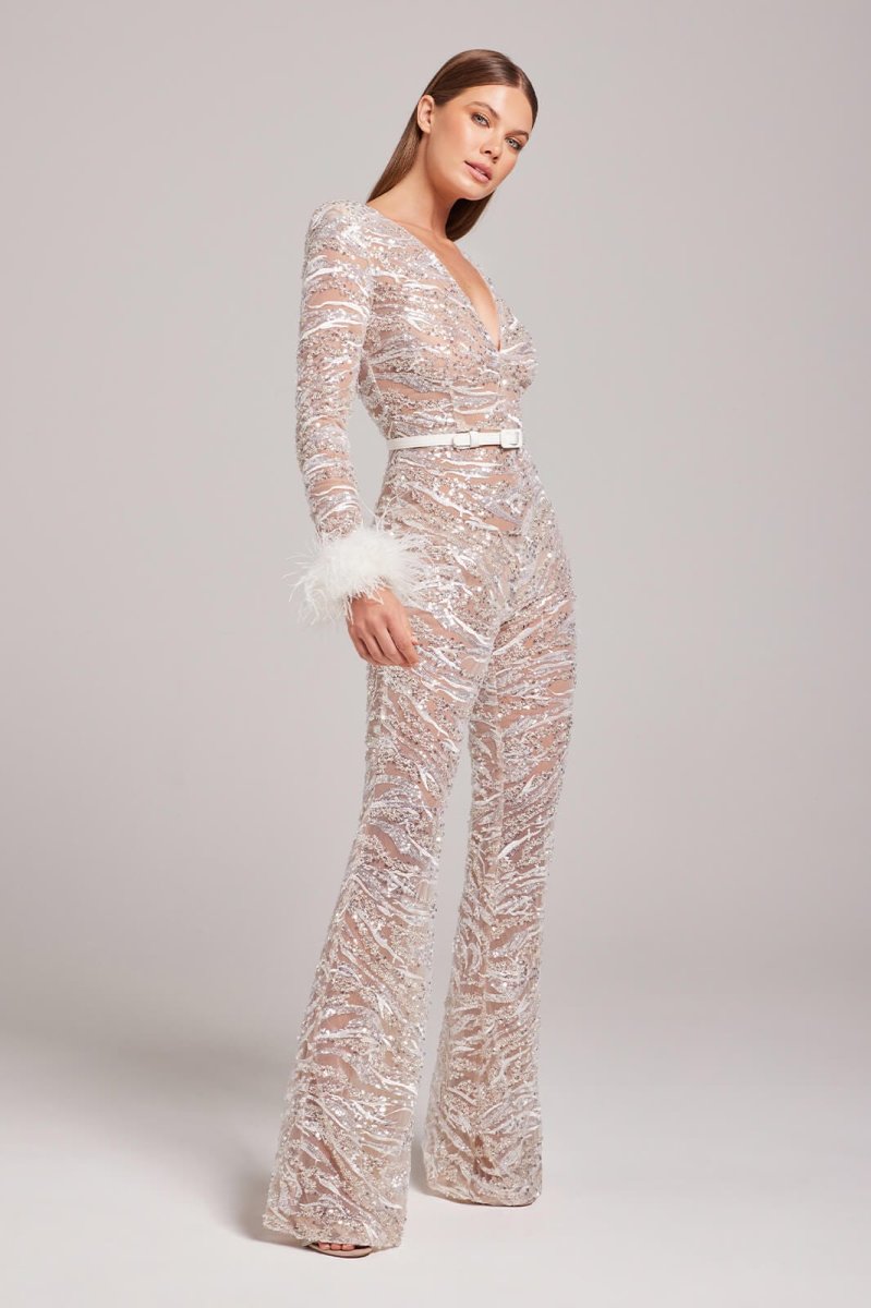 Nadine Merabi Bridal White Tia Embellished Mesh Feather Cuff Trim Jumpsuit - Imagen 7