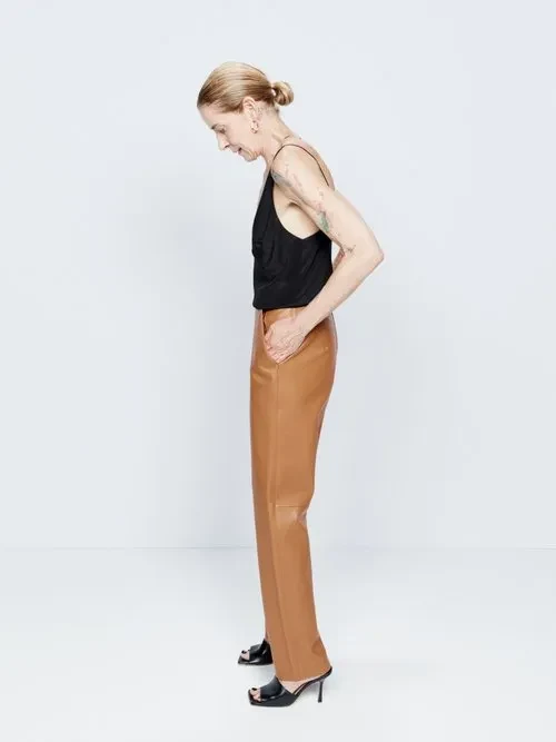 Raey Lambskin Leather Tan Brown Tapered Hem Trousers - Imagen 3