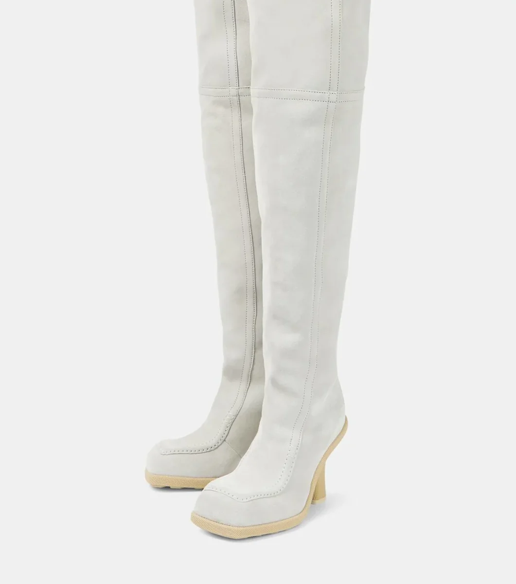 Burberry Highland Shearling Lined Suede Knee High Boots - Imagen 9