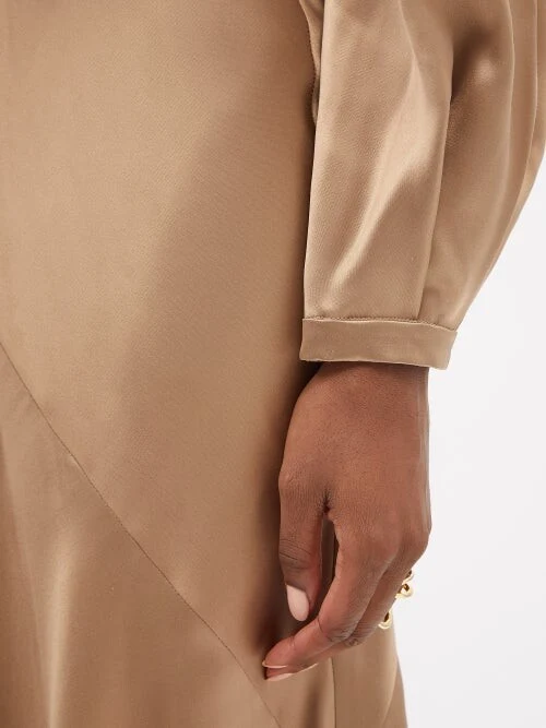 Gabriela Hearst Peyton Plunge Back Silk Satin Camel Brown Dress - Imagen 5