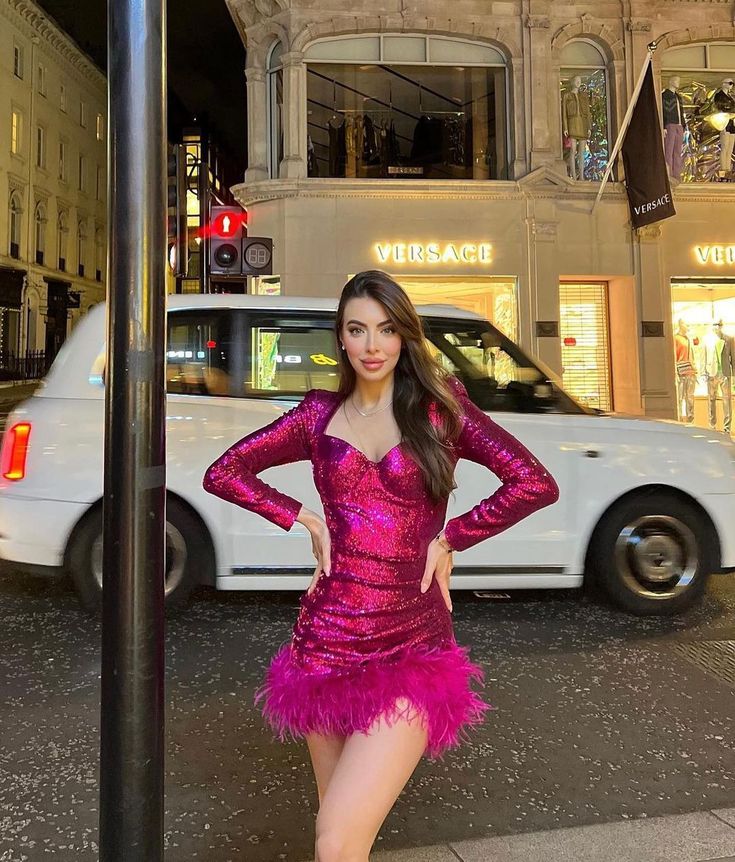 Nadine Merabi Dark Hot Pink Sequinned Feather Hem Sweetheart Neck Mini Dress - Imagen 6