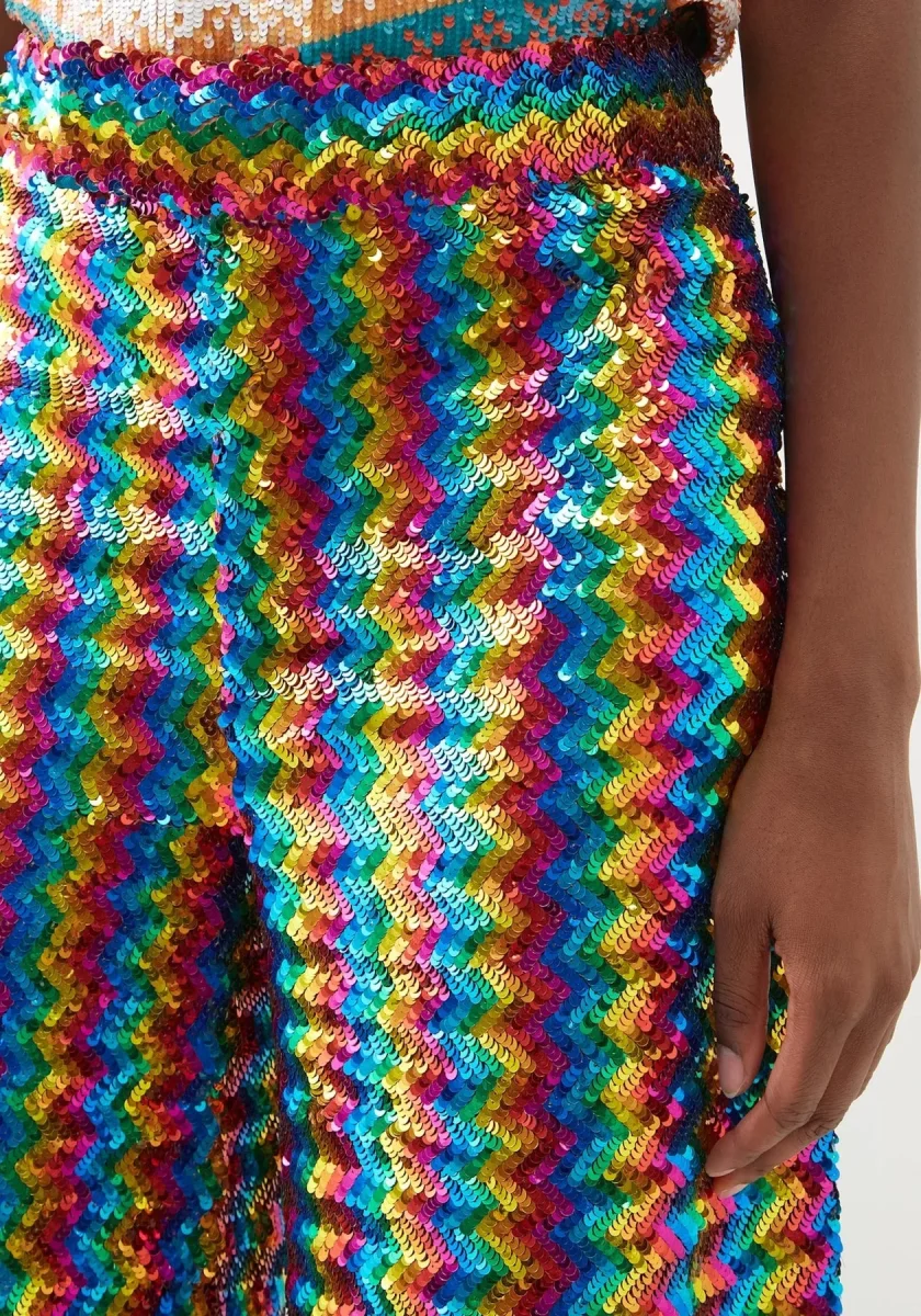 Ashish Sequinned Embellished Rainbow Chevron Georgette Trousers - Imagen 4