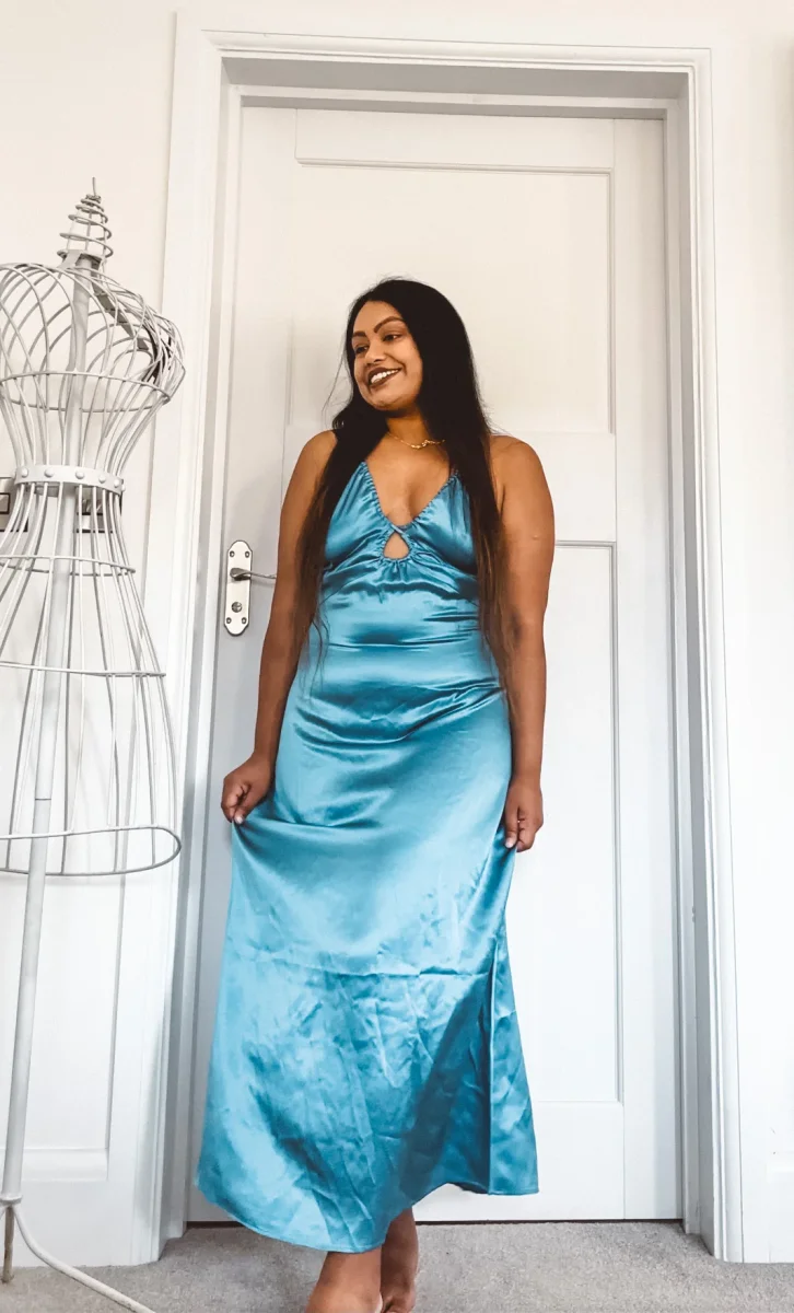 Reformation Antoni Keyhole Silk-Satin Midi Dress in Grotto Blue - Imagen 8