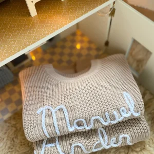 Jersey mama’s boy/girl