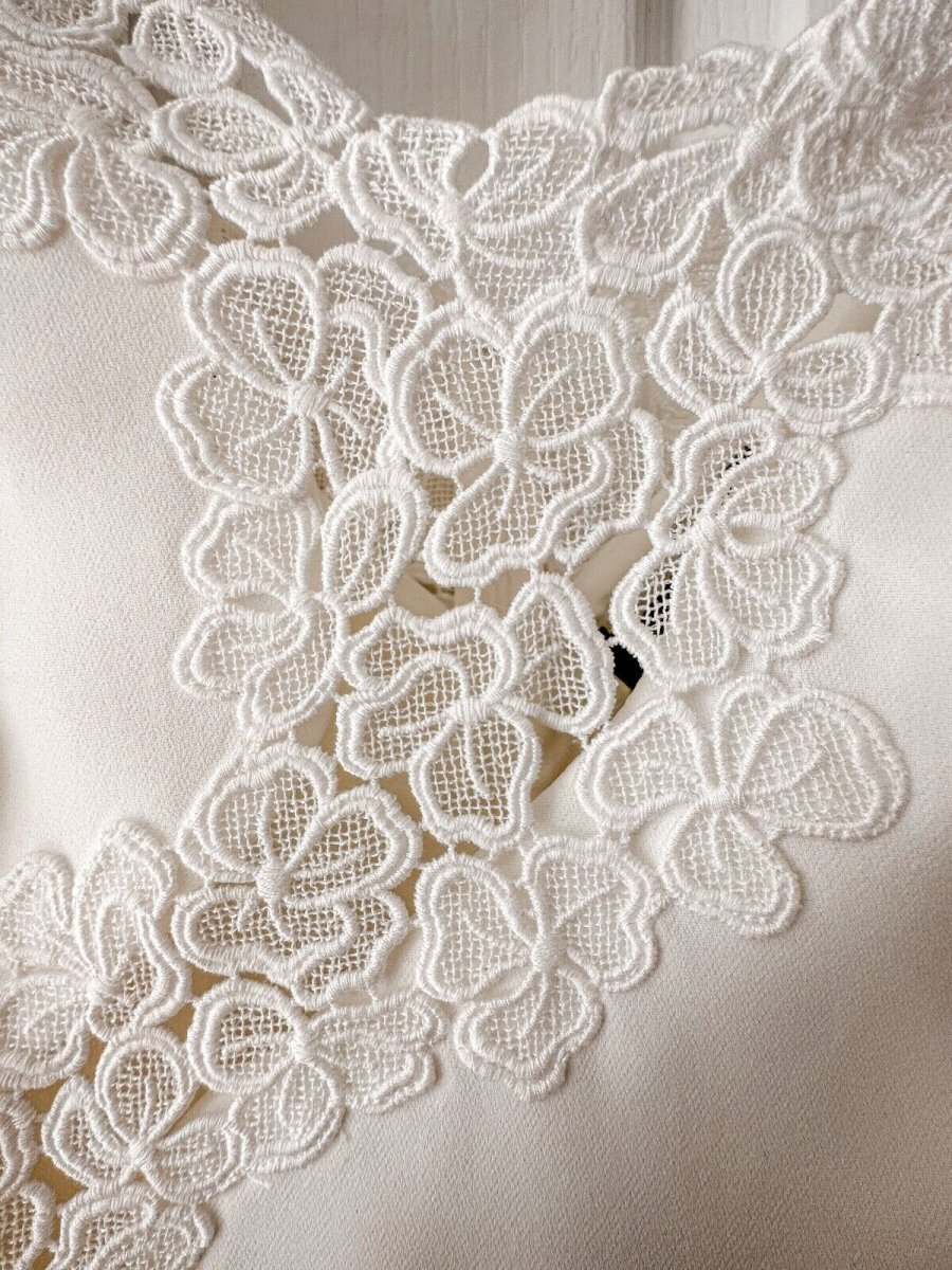 DAVID KOMA White Crepe Lace Macrame Trim Dress - Imagen 5