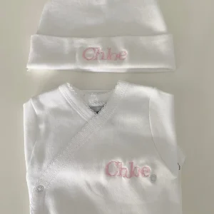 Pack nacimiento body cruzado nombre y gorro con nombre