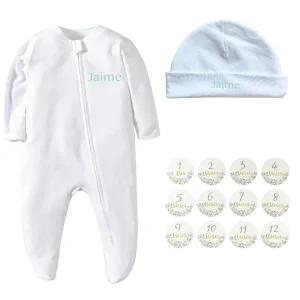 Caja Pack nacimiento pijama, gorrito con nombre bordado y tarjetas