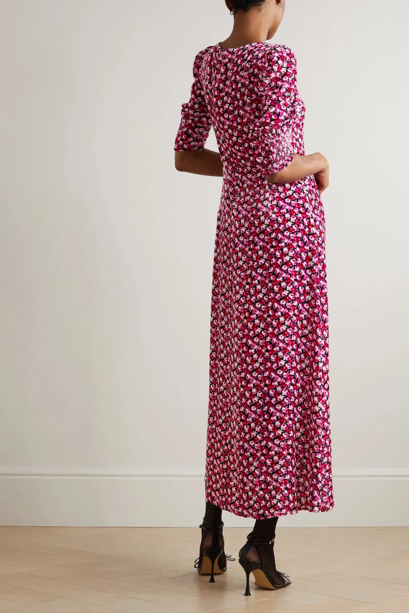 Rixo Karen Velvet Floral Print Crystal Detail Midi Dress - Imagen 3