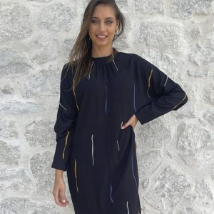 Vestido corto negro